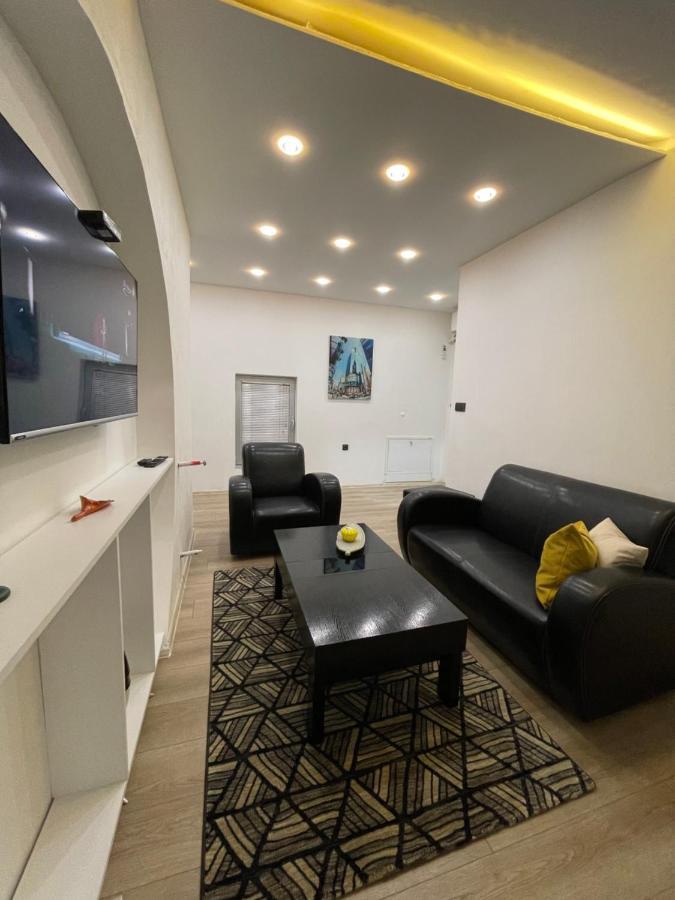 Luna Apartment Novi Pazar Esterno foto